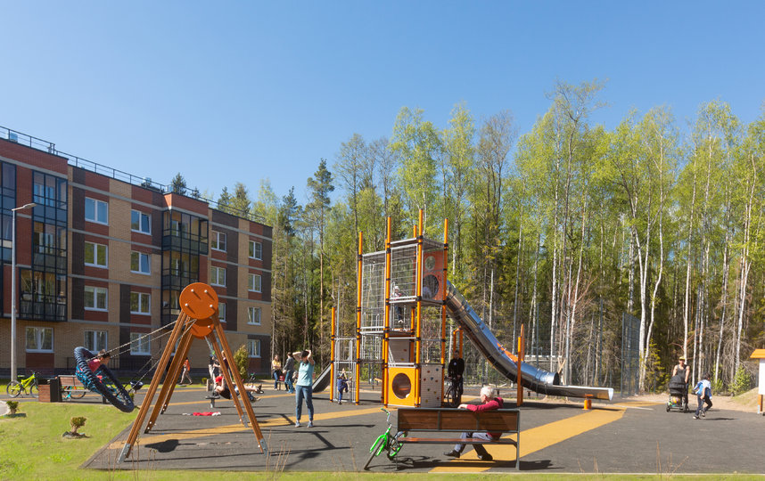 Детские площадки должны быть безопасны и интересны детям разного возраста. Фото «Главстрой Cанкт-Петербург»