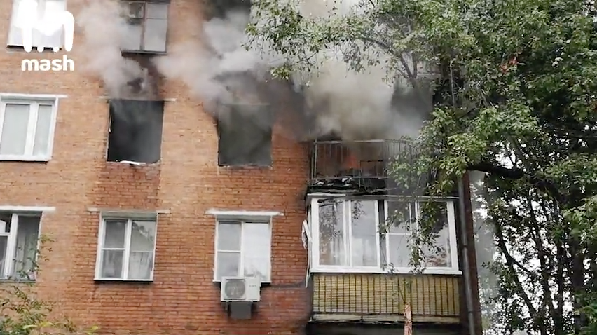 Пожар произошёл в пятиэтажке после взрыва газа на западе Москвы. Фото скриншот с видео Телеграм-канал "Mash"