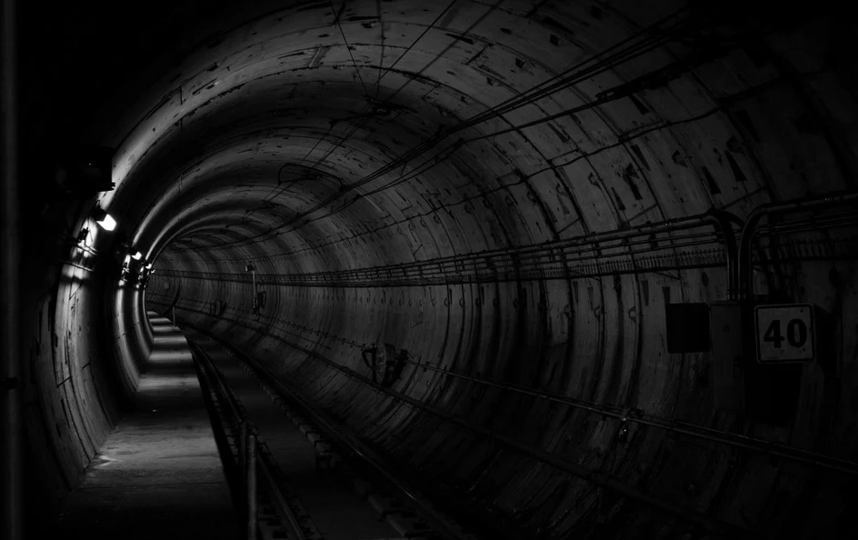 Смольный ищет подрядчиков на проект кольцевой линии метро. Фото Pixabay.