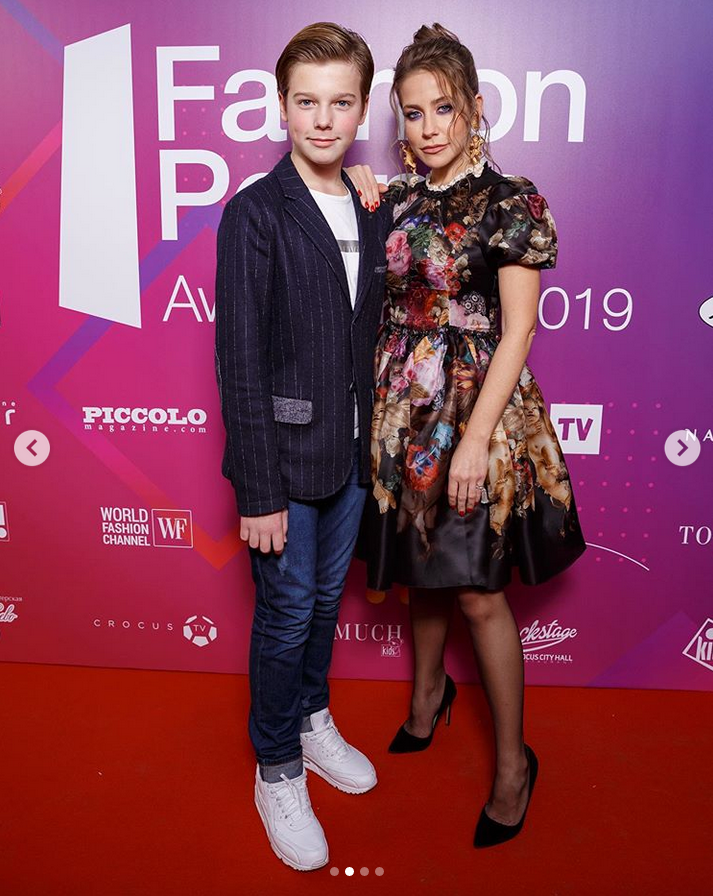 Юлия Барановская с сыном. Фото Instagram @baranovskaya_tv