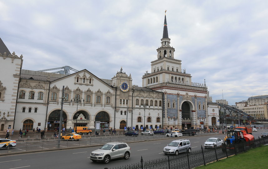Башня Казанского вокзала. Фото Василий Кузьмичёнок