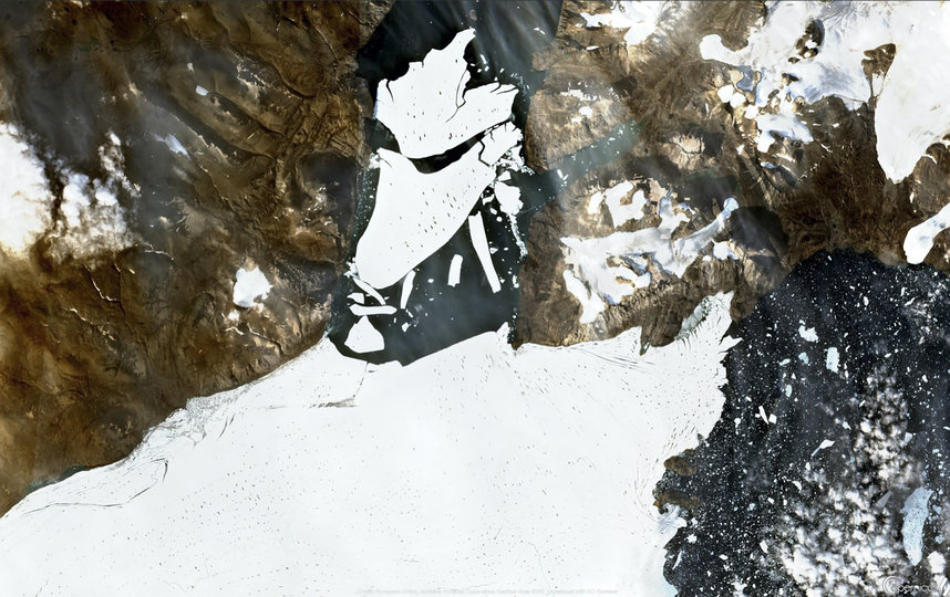 Площадь отколовшегося айсберга составила 113 кв.км. Фото AFP