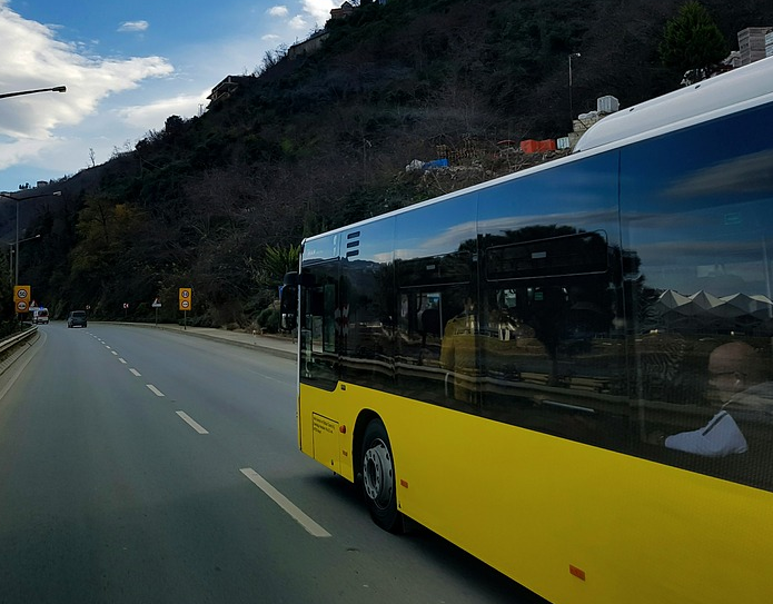 Автобус ехал с 51 пассажиром. Фото Pixabay.