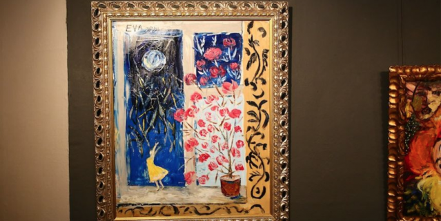 Картины Васильевой, которые были представлены на выставке в Москве в 2014 году.