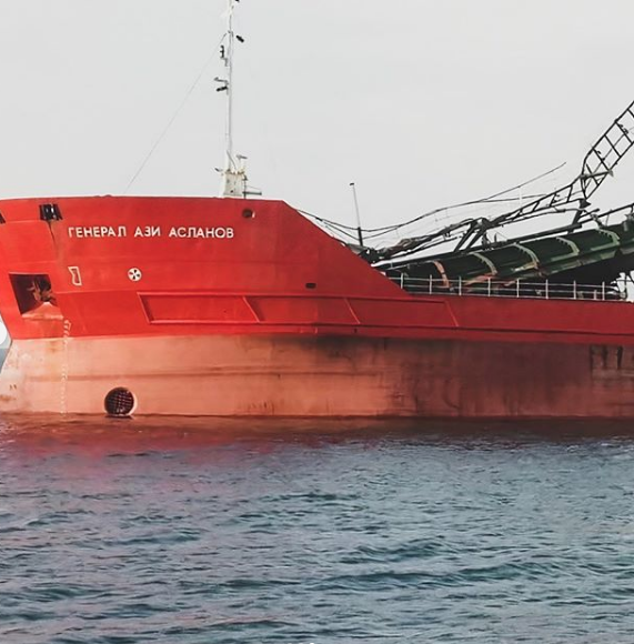 Взрыв на танкере в Азовском море: утечки топлива не выявлено