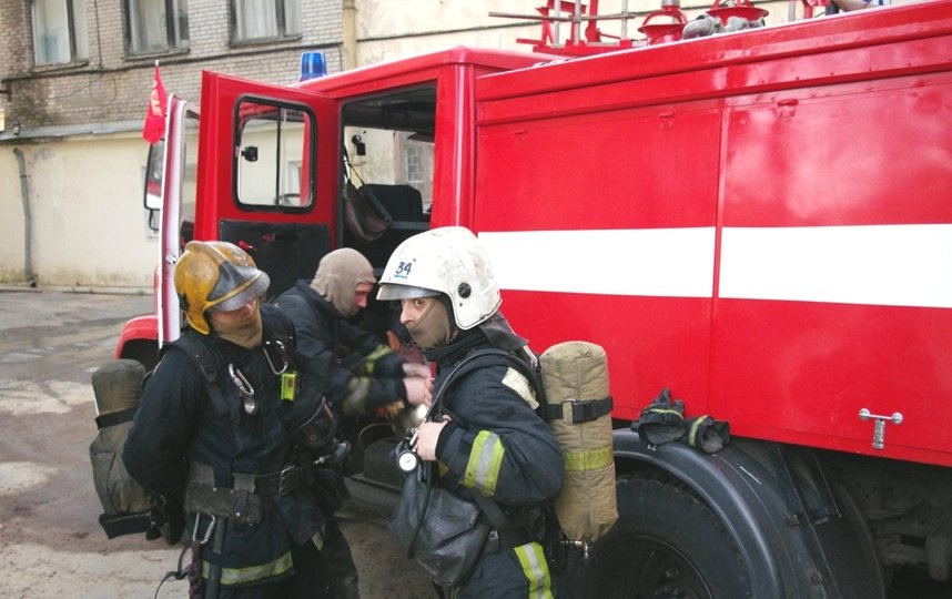 Пожар потушили, но женщину и ребенка спасти не удалось. Фото Архив МЧС