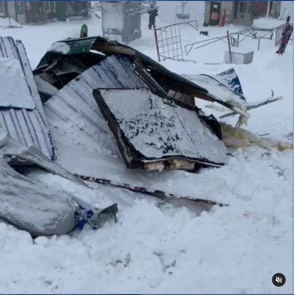 Последствия схода лавины на Домбае. Фото скрин-шот, Скриншот Youtube