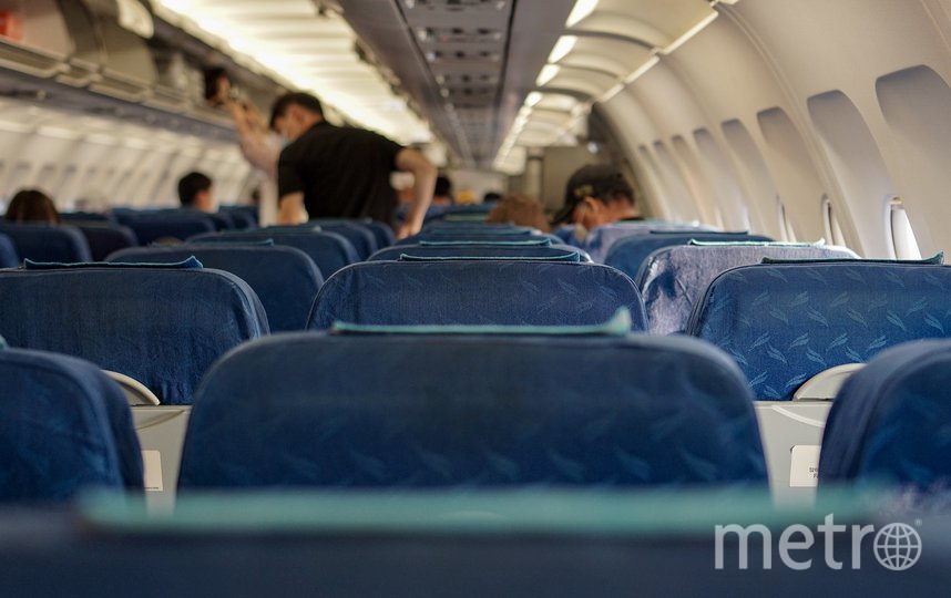 Россиянку привязали к креслу с помощью скотча и веревок: что стало причиной такого отношения к пассажиру самолета