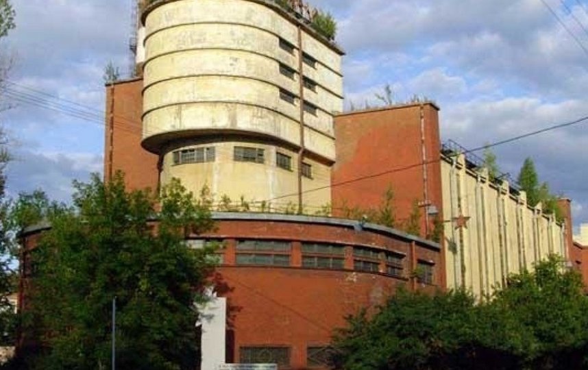 Холдинг AAG купил здания бывшей фабрики "Красное знамя" в Петербурге. Фото  citywalls.ru.