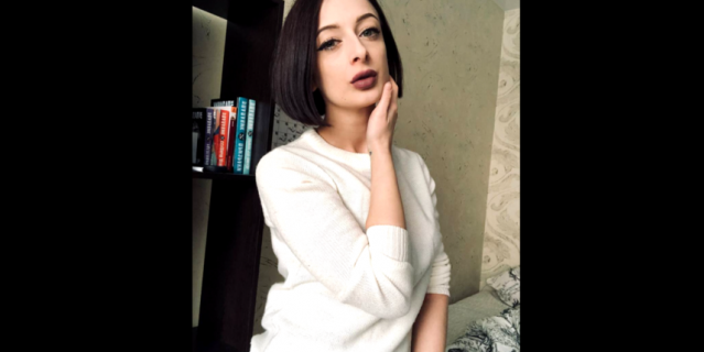 Алина Ли. Алина Ли.