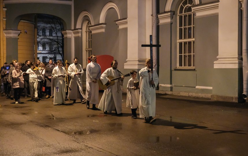 В католических и лютеранских храмах прошли праздничные службы. Фото Алена Бобрович.