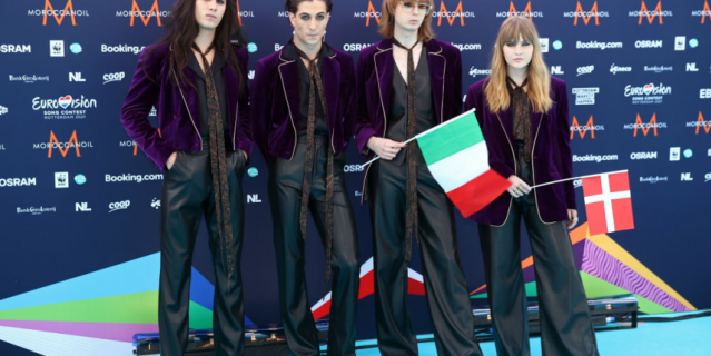Рок-группа Maneskin – Zitti E Buoni. Рок-группа Maneskin – Zitti E Buoni.