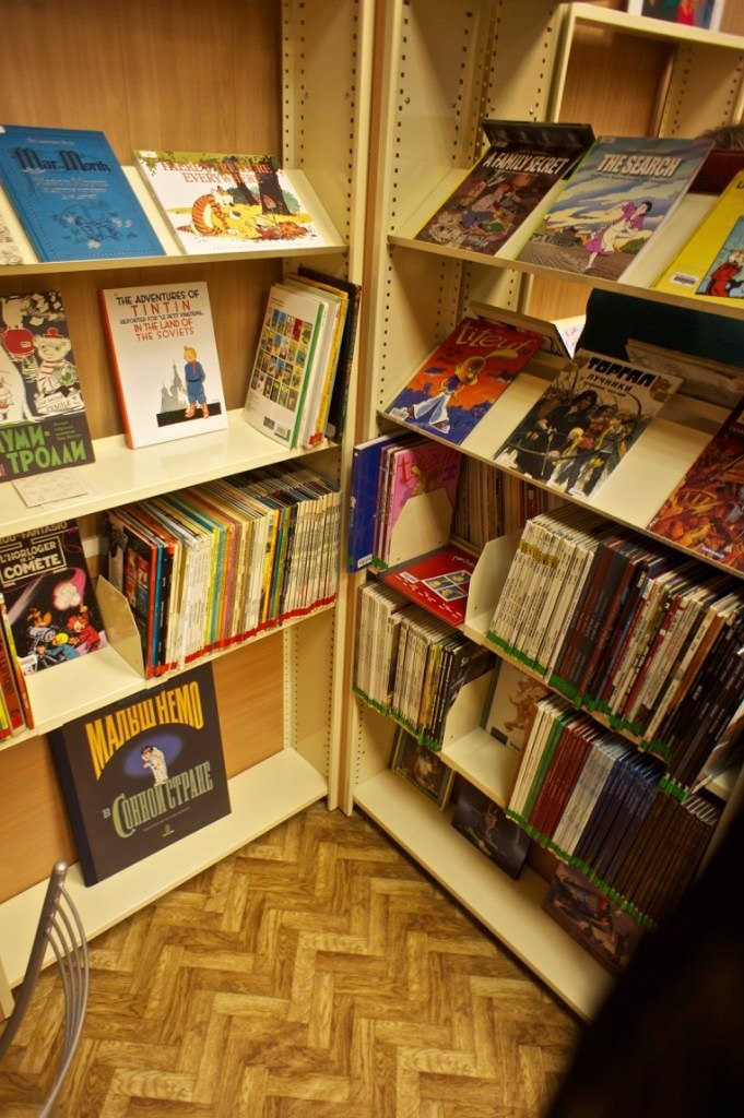 Где находятся самые неординарные библиотеки Петербурга. Фото vk.com/comix_library.