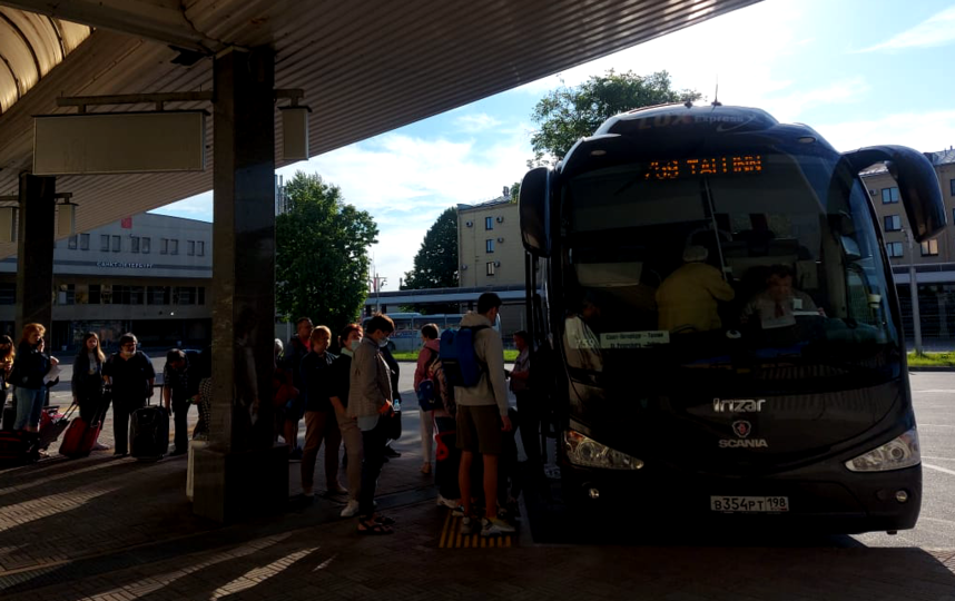 Из Петербурга возобновились автобусные рейсы в Эстонию и Финляндию