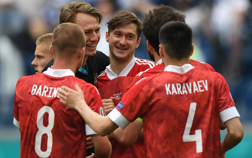 Первую победу на Евро-2020 россиянам принёс точный удар Алексея Миранчука. Фото AFP