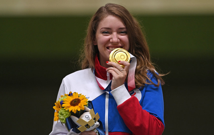 Виталина Бацарашкина, победа на 25 м. Фото AFP