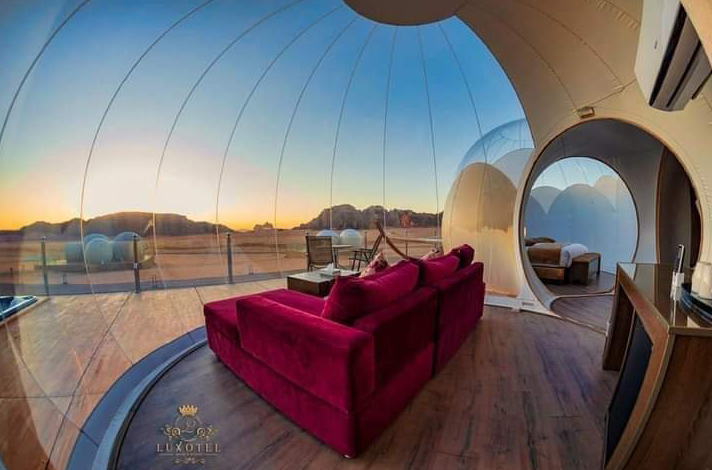      .  Wadi Rum Bubble Luxotel