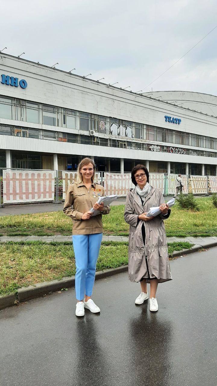 Елена Кац (справа). Фото Евгений Шустров