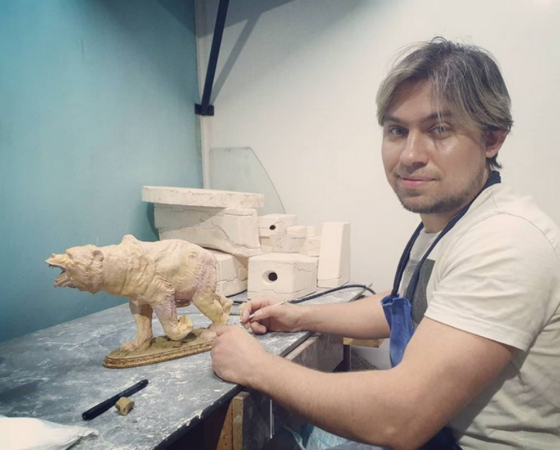 Родион Артамонов хотел заниматься творчеством всю жизнь. Фото Скриншот Instagram @joymoliiino