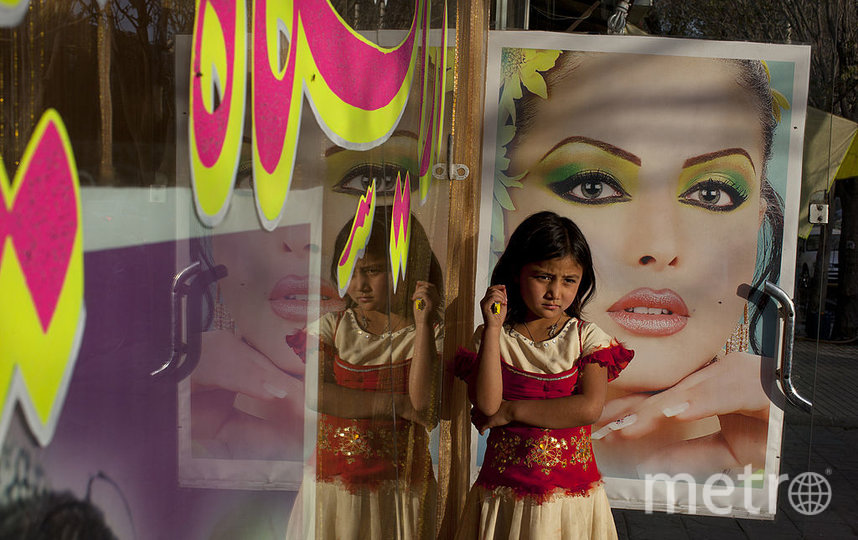 В Афганистане пользовались популярностью салоны красоты. Фото Getty