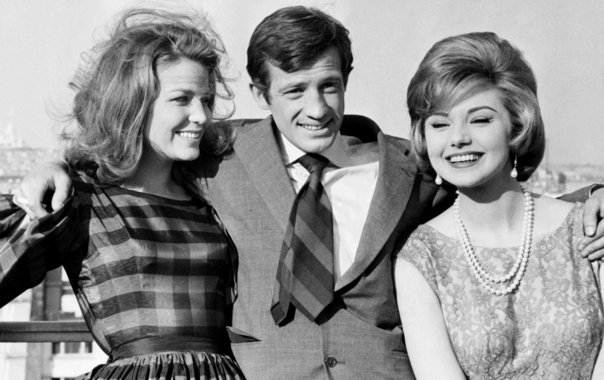 Бельмондо с актрисами Александрой Стюарт и Сильвой Кошина. Фото Getty