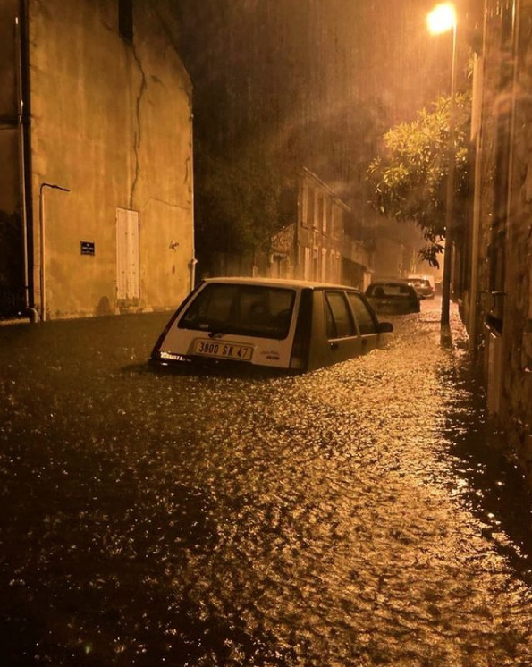 Город Ажен затопило. Фото Instagram: @meteopyrenees