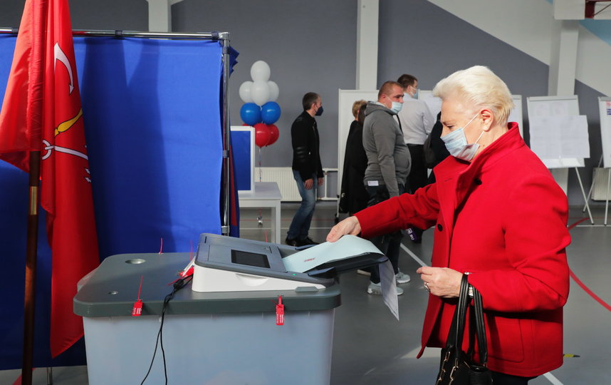 Голосование проходило на 96 тысячах избирательных участков по всей России. Фото https://www.gov.spb.ru