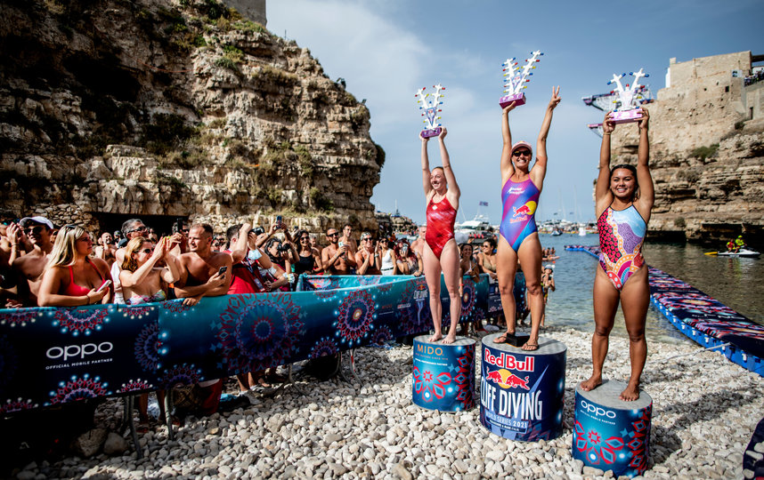В Италии завершился сезон мировой серии по клифф-дайвингу. Фото Red Bull Content Pool
