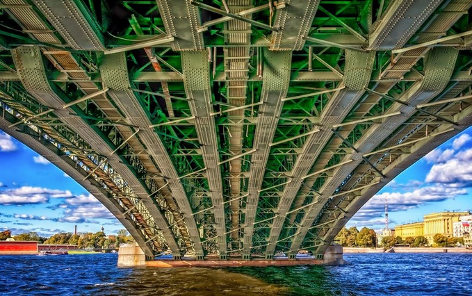Биржевой мост в Петербурге закроют на ремонт. Фото pixabay