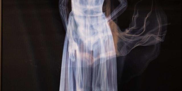 Платье Мэрилин Монро ради удачного "кадра" фотограф держал под рентгеном 10 минут.