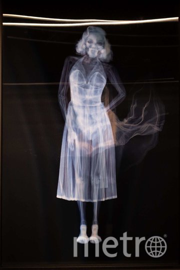 Платье Мэрилин Монро ради удачного "кадра" фотограф держал под рентгеном 10 минут. Фото Святослав Акимов, "Metro"