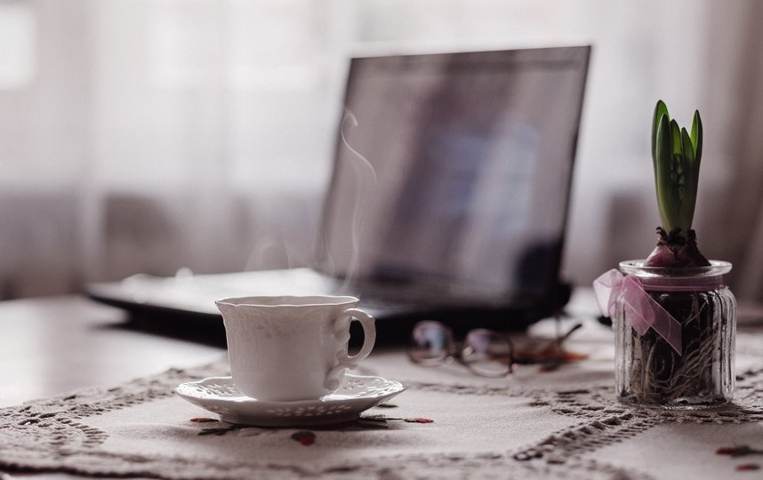 Устройте онлайн-чаепитие. Фото pixabay
