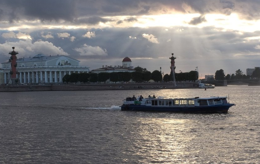 В Петербурге закрылась навигация по рекам и каналам. Фото Pixabay.