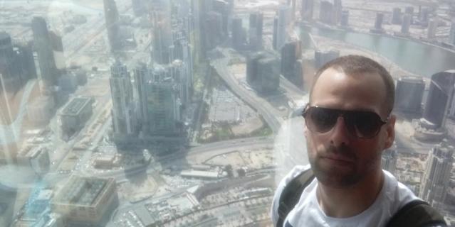 Иван, 33 года, во время путешествия в Дубай.