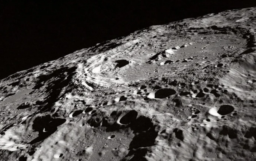 NASA отложило высадку астронавтов на Луну. Фото Pixabay.
