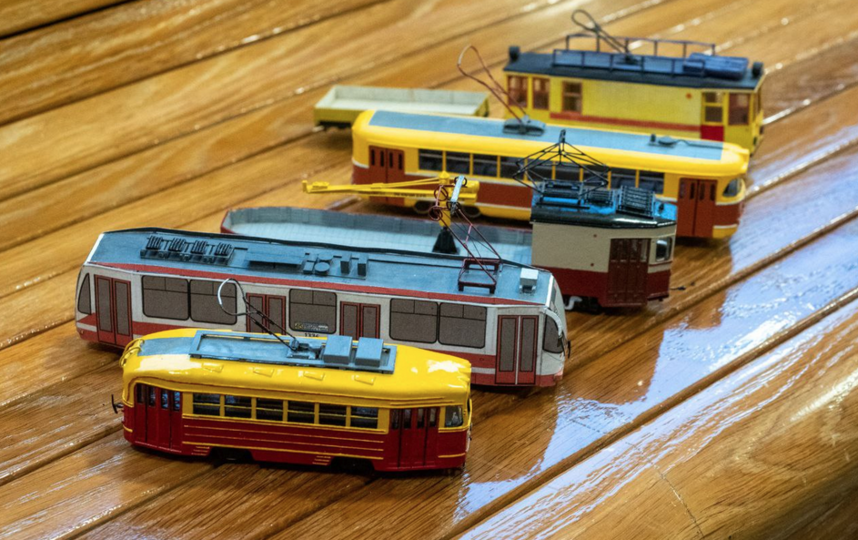 На создание простой модели трамвая может уйти неделя, на сложную - больше года. Фото Святослав Акимов, "Metro"