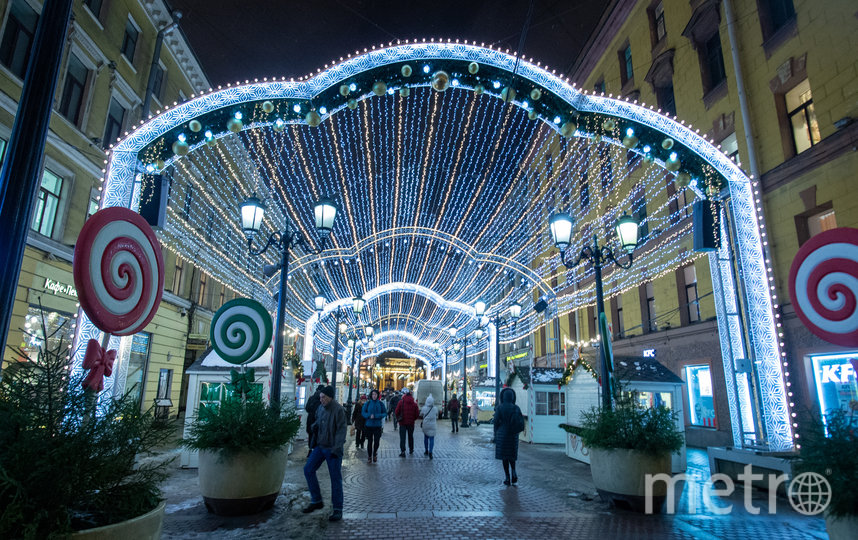 В преддверии Нового года Петербург стал еще красивее,. Фото Святослав Акимов, "Metro"
