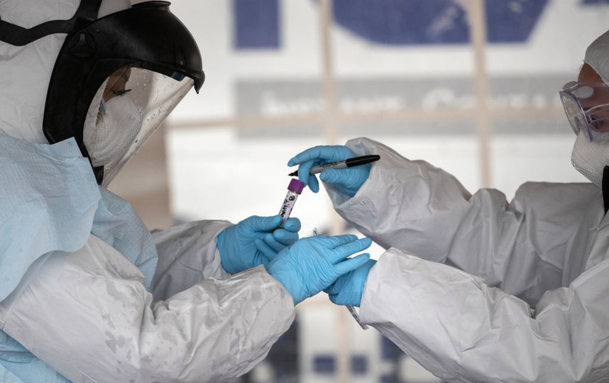 Глава ВОЗ призвал "покончить с пандемией" коронавируса в 2022 году. Фото Getty