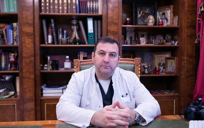 Пластический хирург, главный врач клиники Art Plastic, доктор медицинских наук Тигран Алексанян. Фото depositphotos
