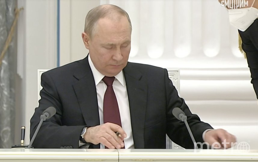 Владимир Путин подписал указ о признании ДНР и ЛНР и договор о дружбе и взаимопомощи