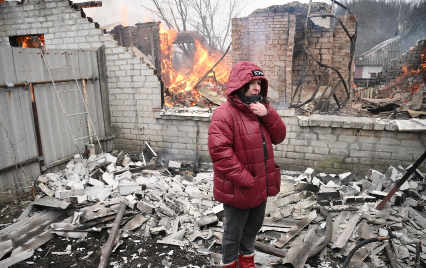 Разрушенный дом в Киевском районе Донецка. Фото РИА Новости