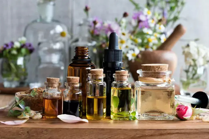 Эфирные масла обладают большим спектром влияния на организм и самочувствие. Shutterstock. 
