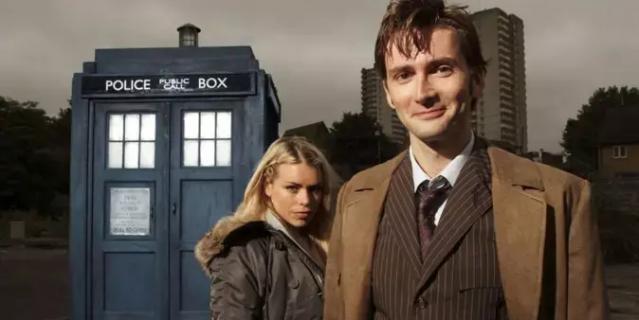 Десятый Доктор (Дэвид Теннант) со спутницей. BBC.
