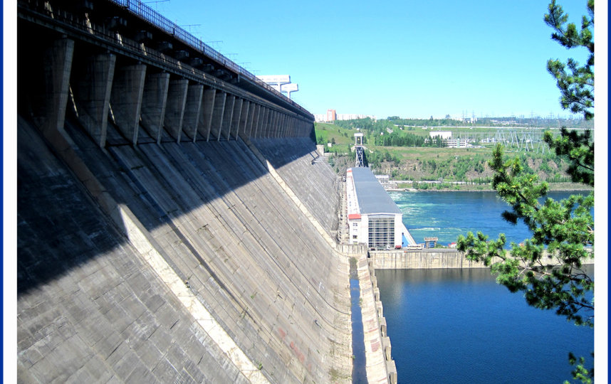Братская ГЭС в 2017 году. Фото Архив фонда АО "Ленгидропроект"