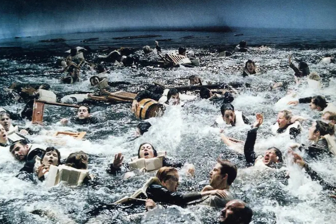 Катастрофа "Титаника" покрыта мистикой. На фото – кадр из не менее легендарного фильма. Двадцатый Век Фокс СНГ. 
