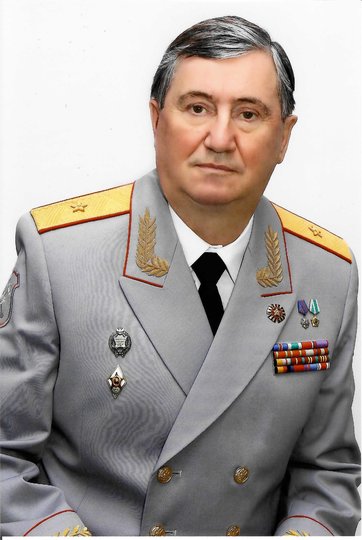 Стратий Владимир Александрович — гражданское строительство с военным подходом. 