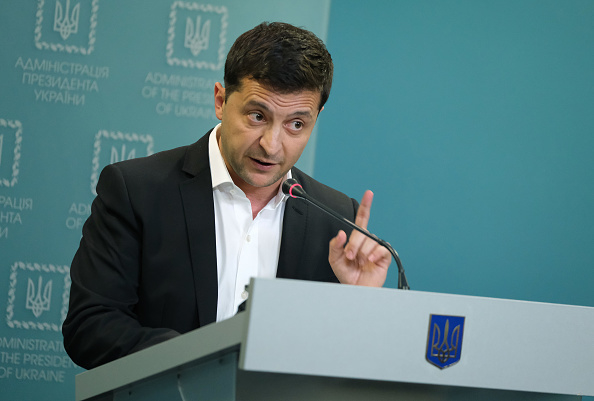 В Госдуме заявили, что Зеленский собирается передать часть Украины Польше