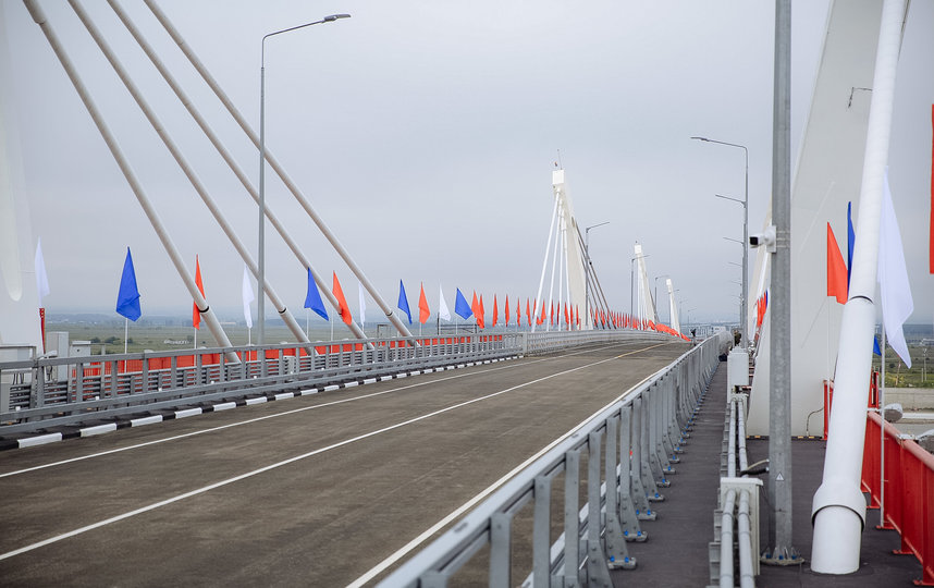 Средняя стоимость проезда по мосту Благовещенск-Хэйхэ составит 8700 рублей. Фото Правительство Амурской области 