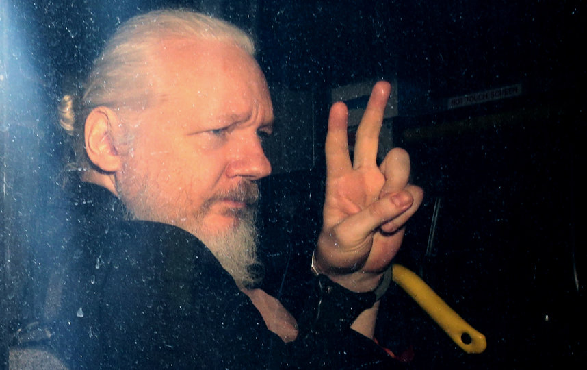 Глава МВД Великобритании одобрила экстрадицию основателя WikiLeaks Ассанжа в США. Фото Getty