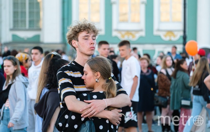 Гости побывали на концерте, проходившем на Дворцовой площади. Фото Алена Бобрович, "Metro"